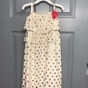 Beautiful girls dress!